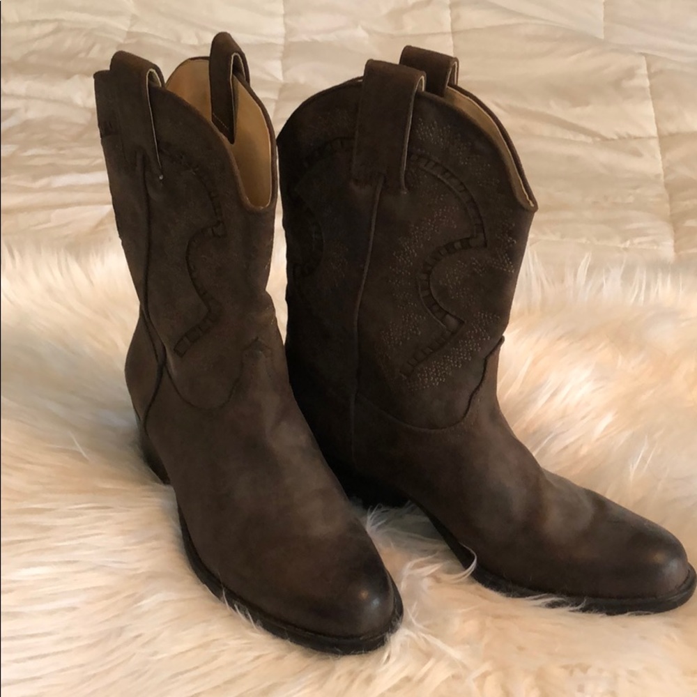 Cowboy boots.